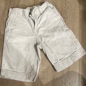 Gap 7 yr old boy shorts